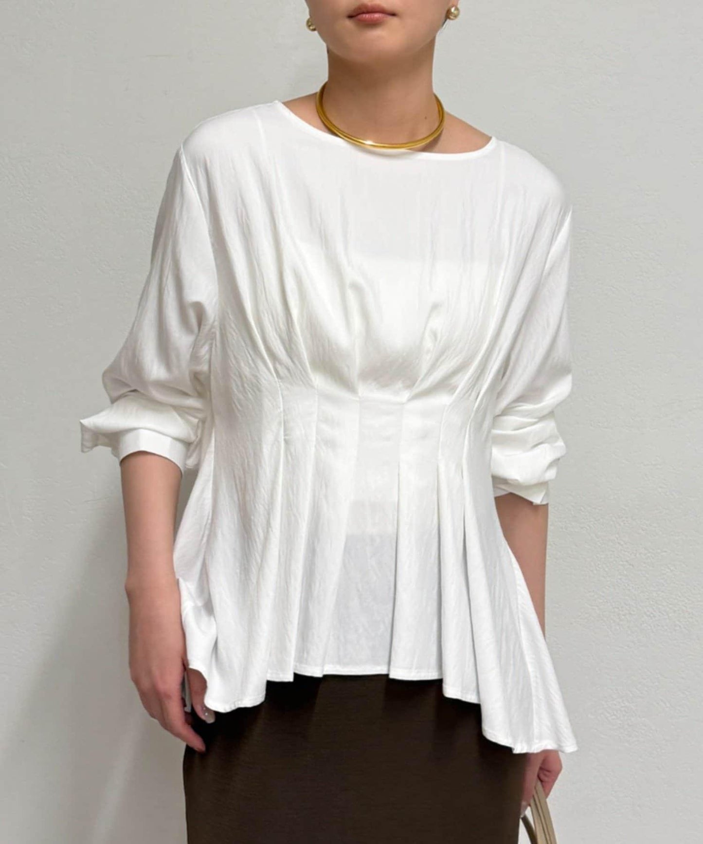 A字版型荷葉邊設計襯衫