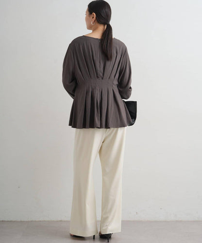 A字版型荷葉邊設計襯衫