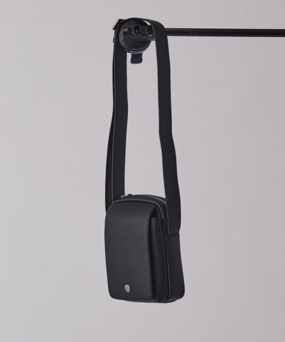 皮革翻蓋小號單肩包 S款