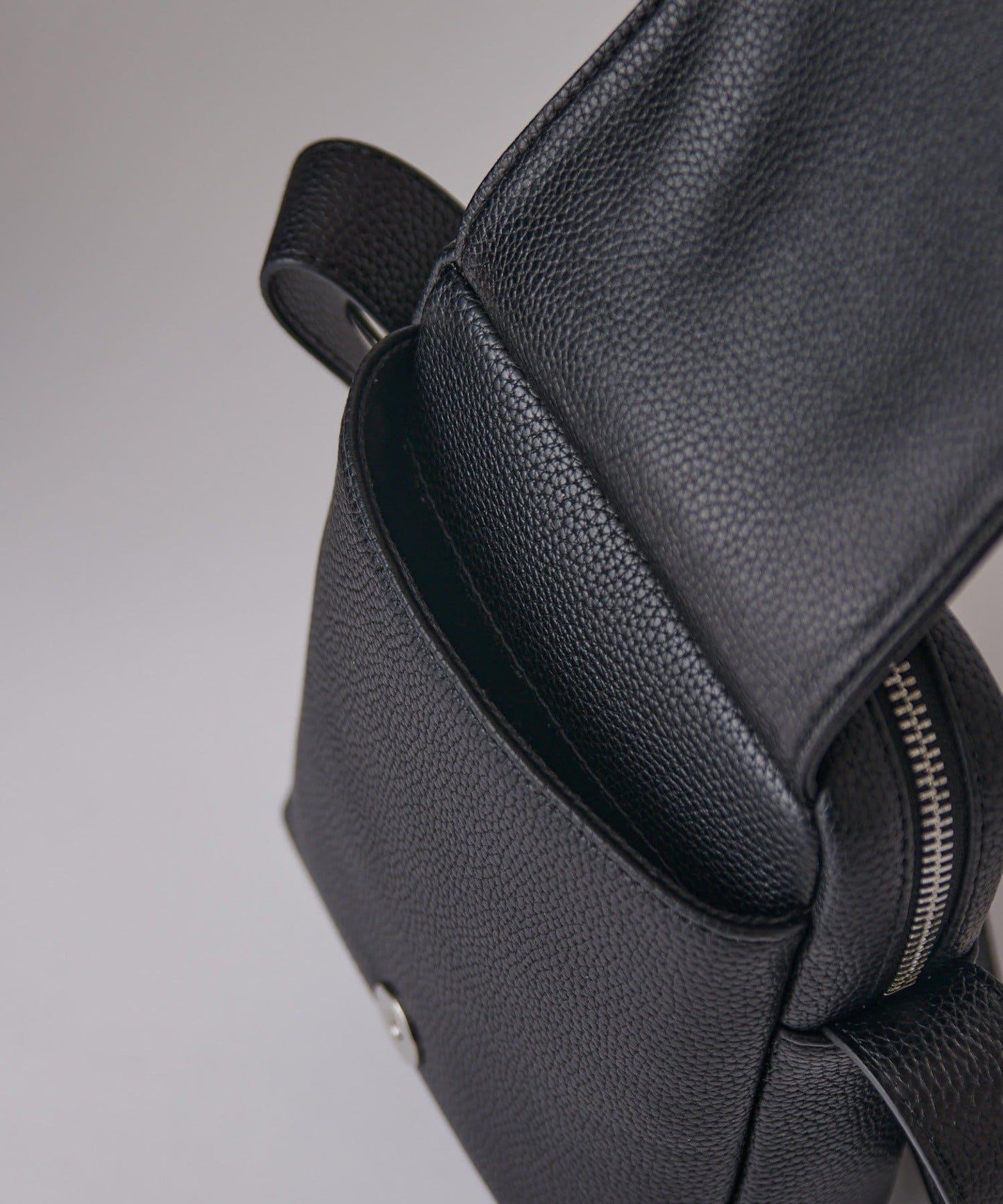 皮革翻蓋小號單肩包 S款