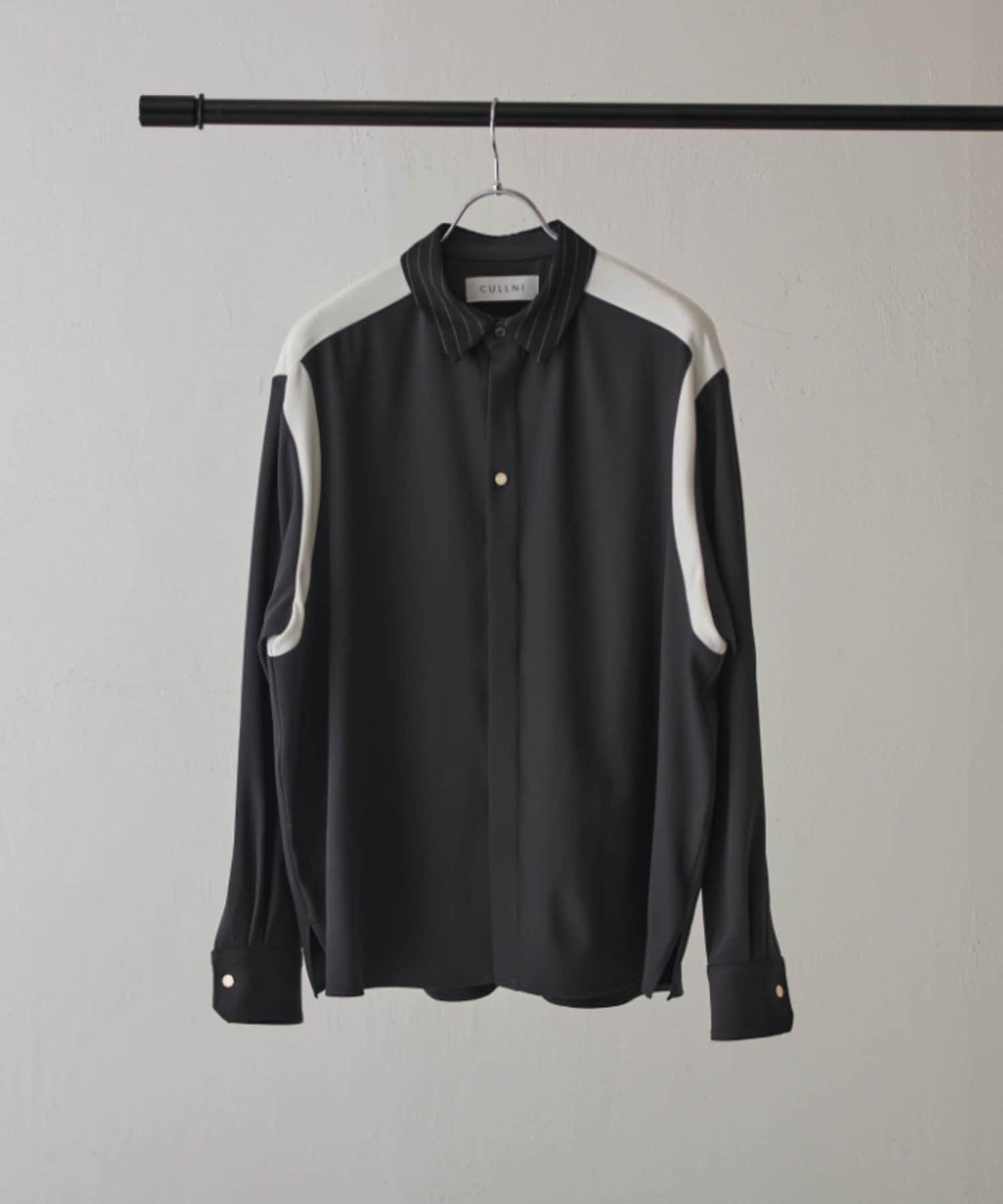 CULLNI exclusive for Lui's 拼色切換設計襯衫
