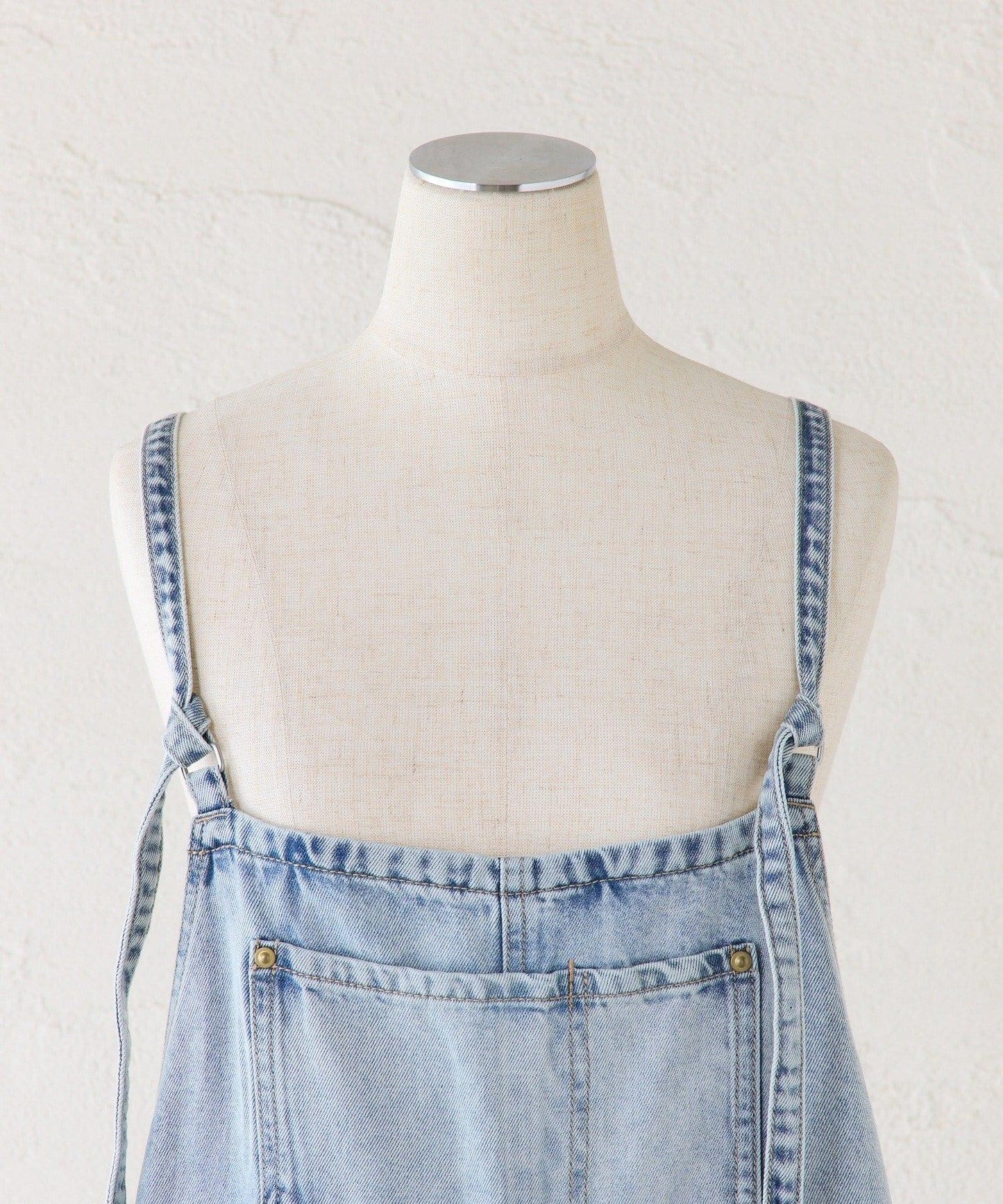 天絲混紡牛仔揹帶褲