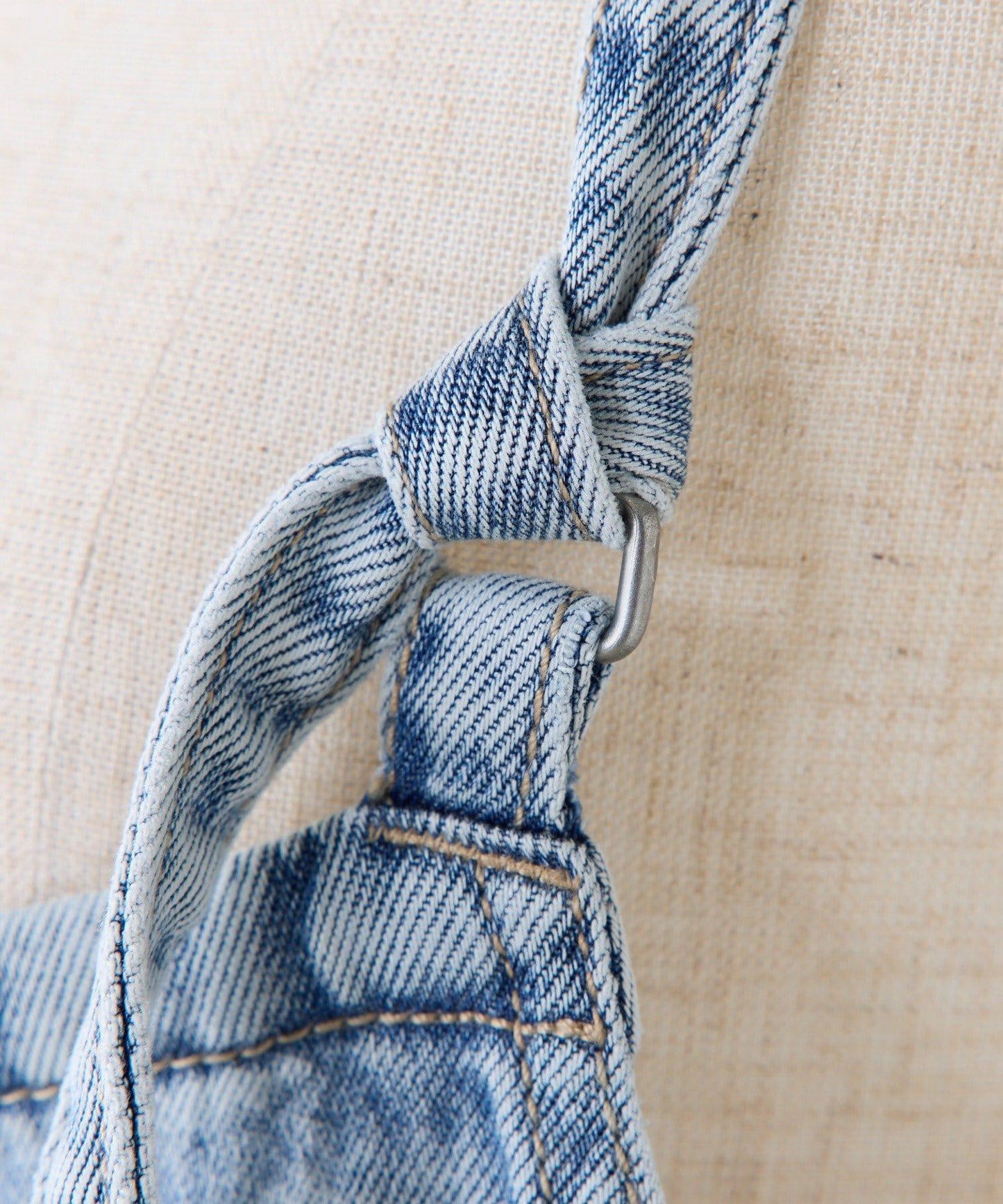 天絲混紡牛仔揹帶褲