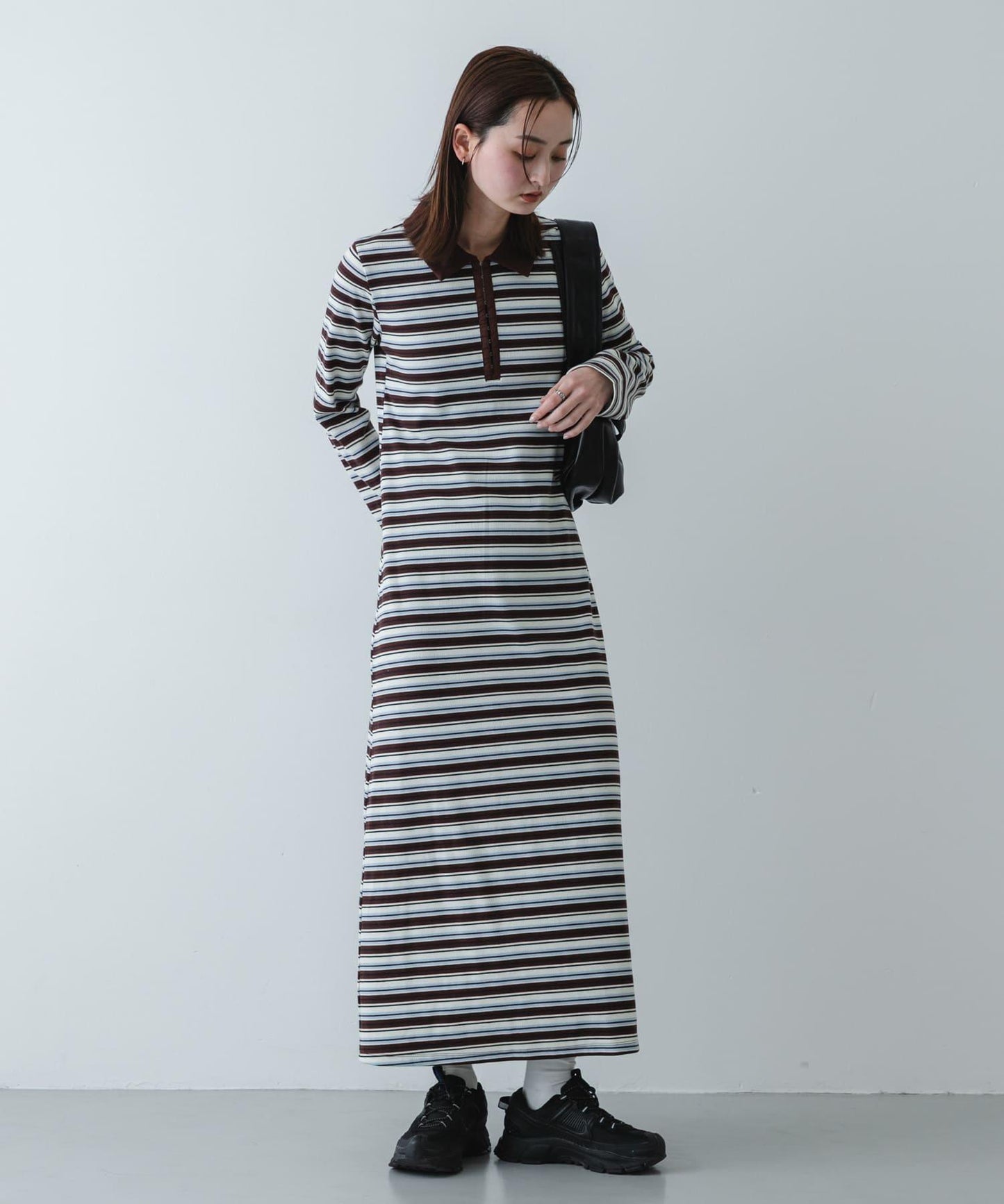 有領按扣設計 連衣裙