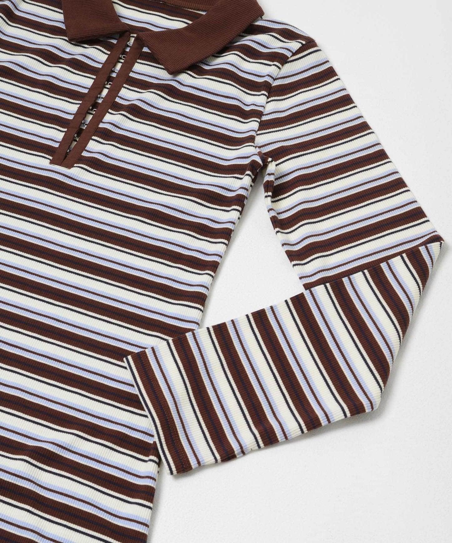 有領按扣設計 連衣裙