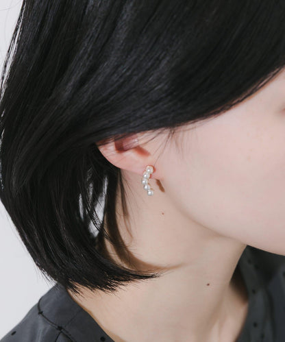 弧線造型 珍珠 耳釘