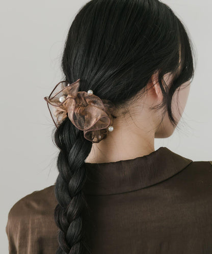 透紗荷葉邊珍珠髮飾扣