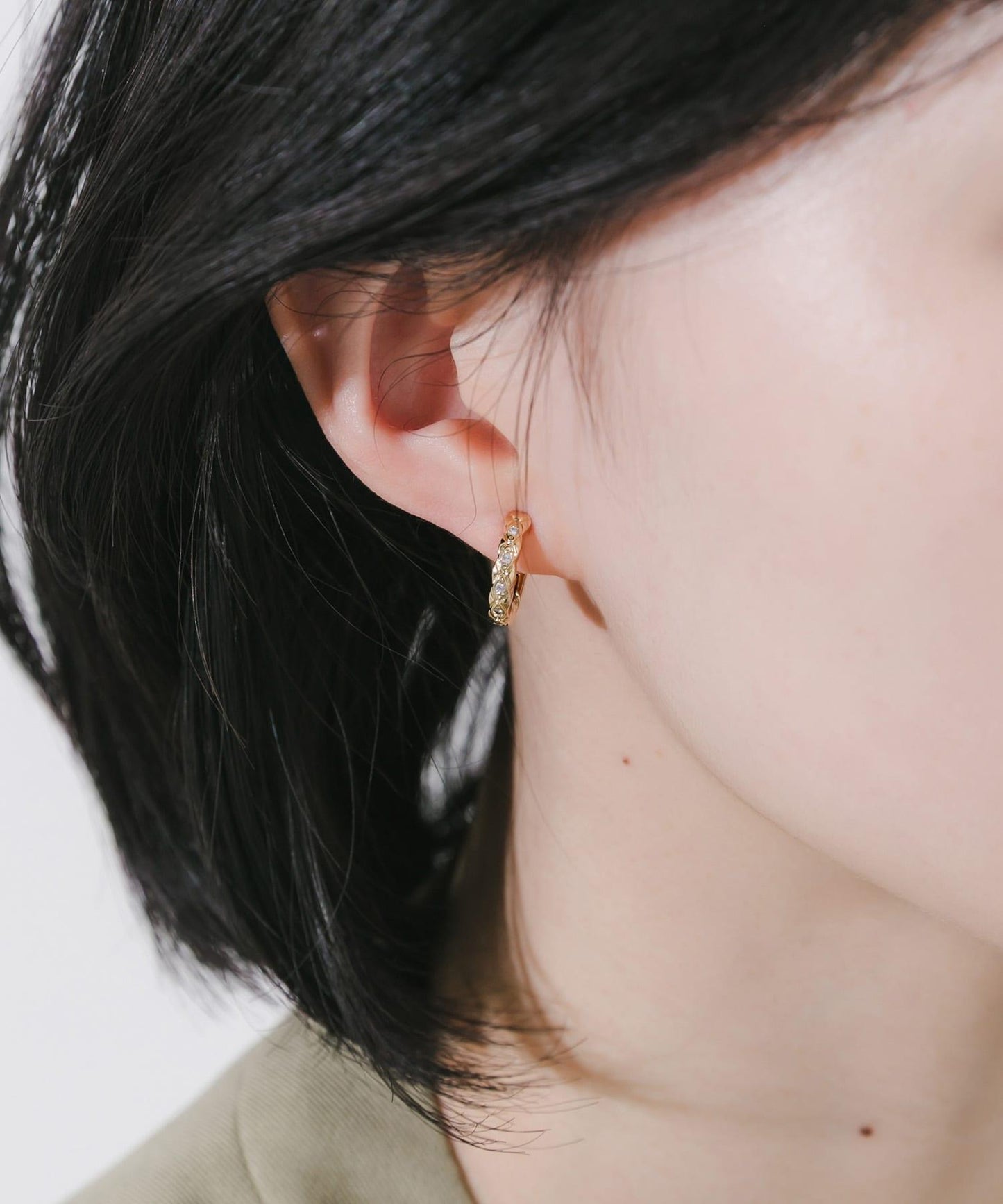 金屬寶石裝飾一按式圓環耳夾