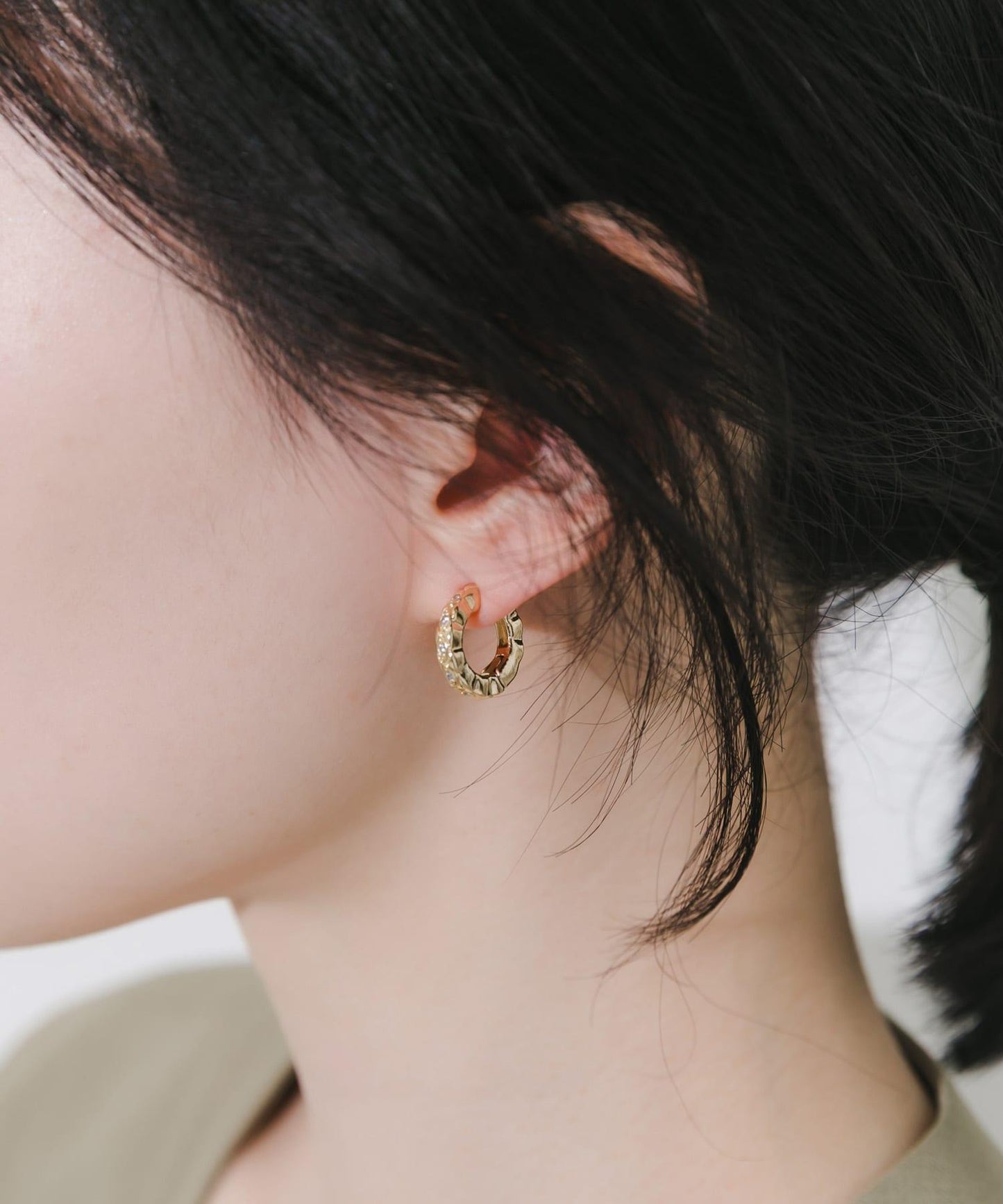 金屬寶石裝飾一按式圓環耳夾