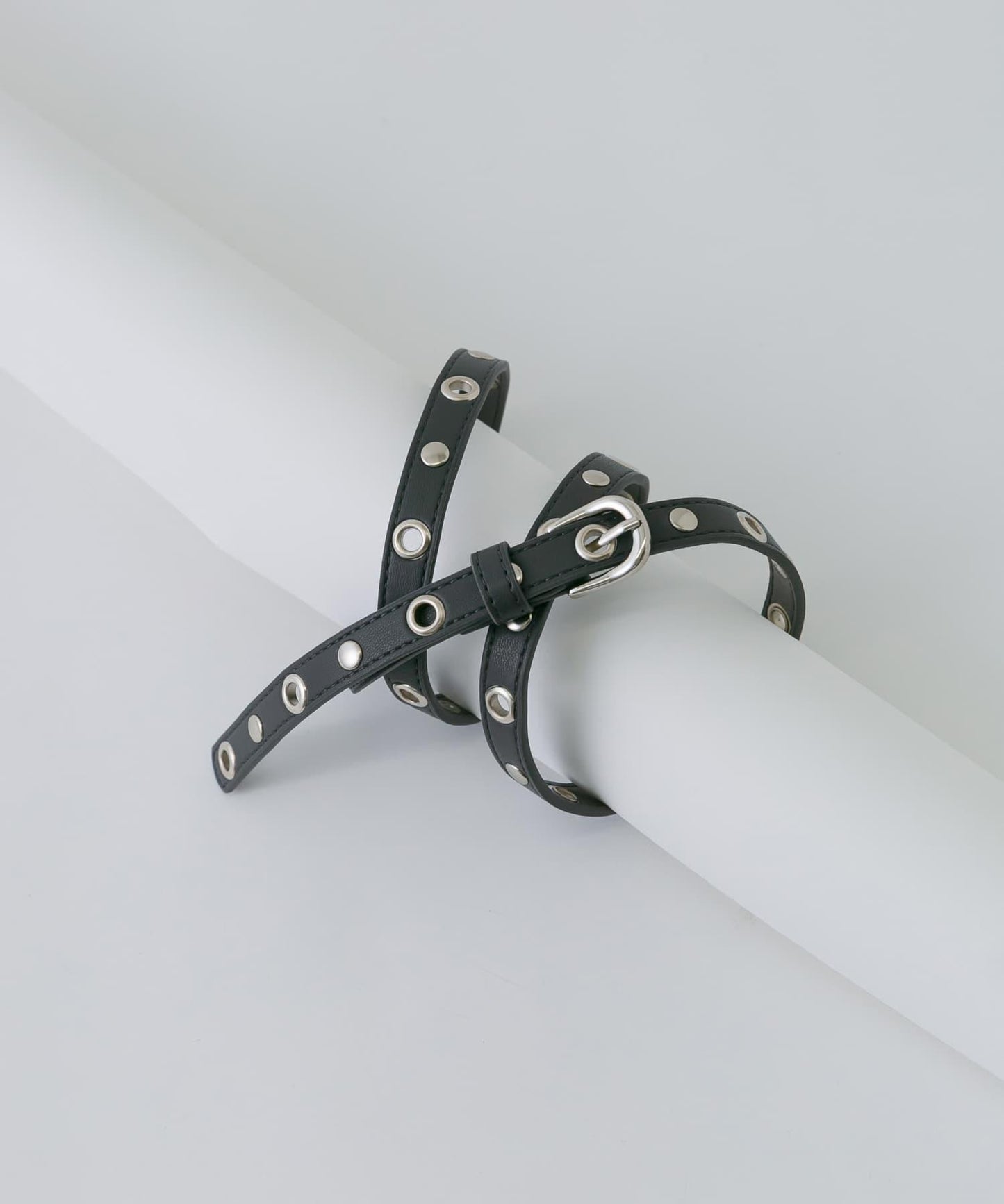 細版金屬孔設計腰帶