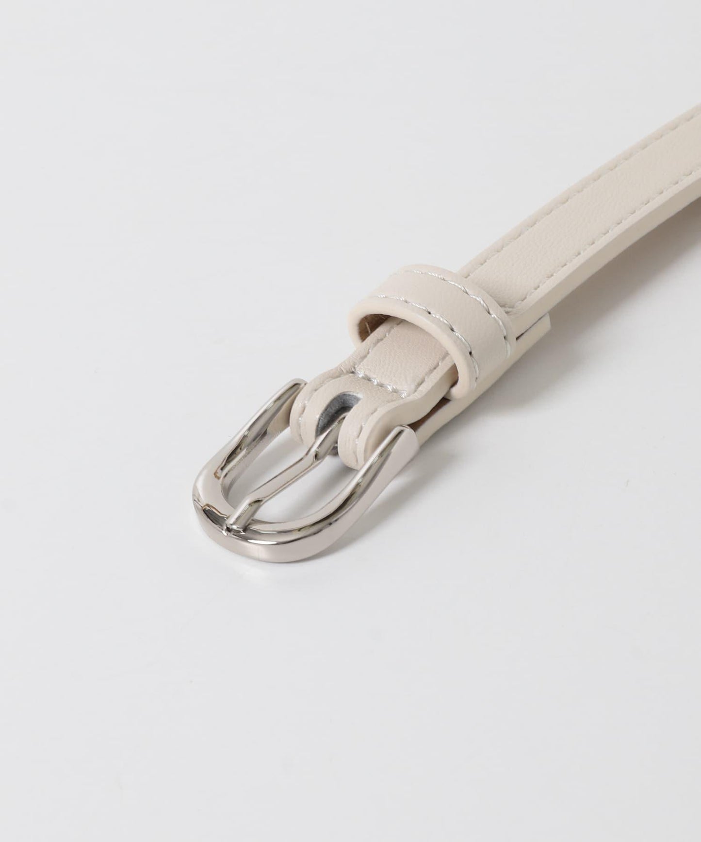 細版金屬孔設計腰帶