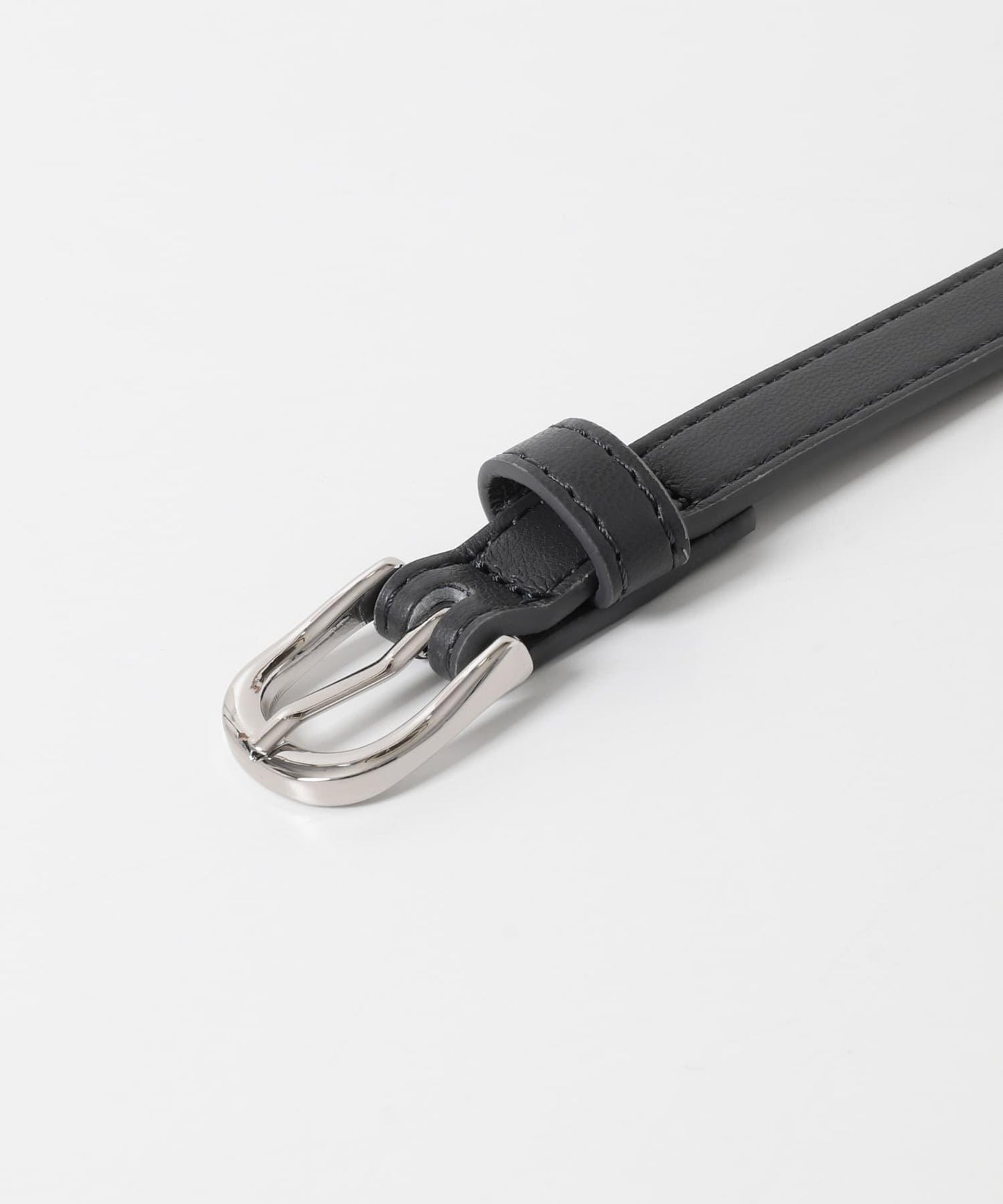 細版金屬孔設計腰帶