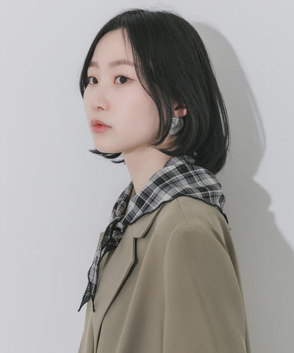 格紋三角設計絲巾