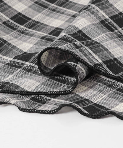 格紋三角設計絲巾