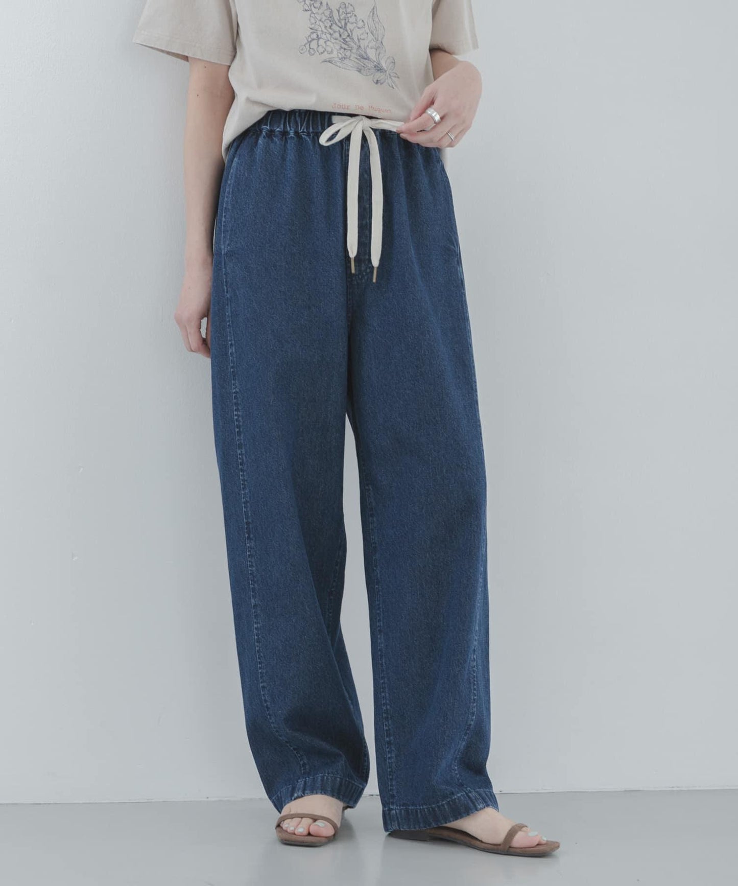 弧形版型牛仔褲