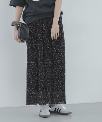 微褶設計 半身裙（網絡）