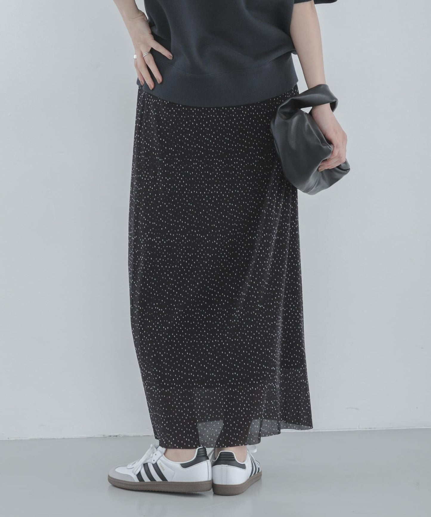 微褶設計 半身裙（網絡）