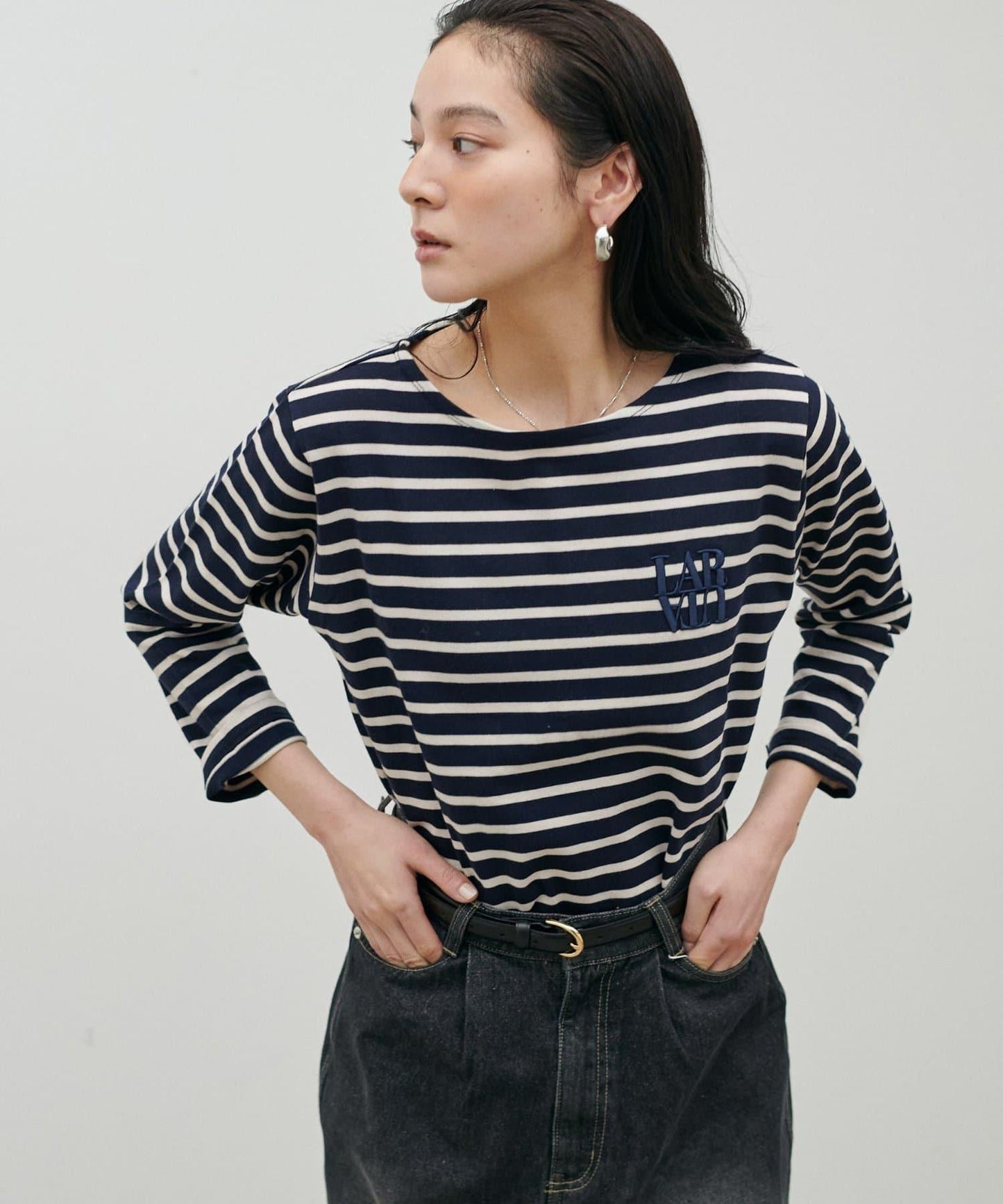 立體厚繡小Logo設計 NEW 長袖T恤