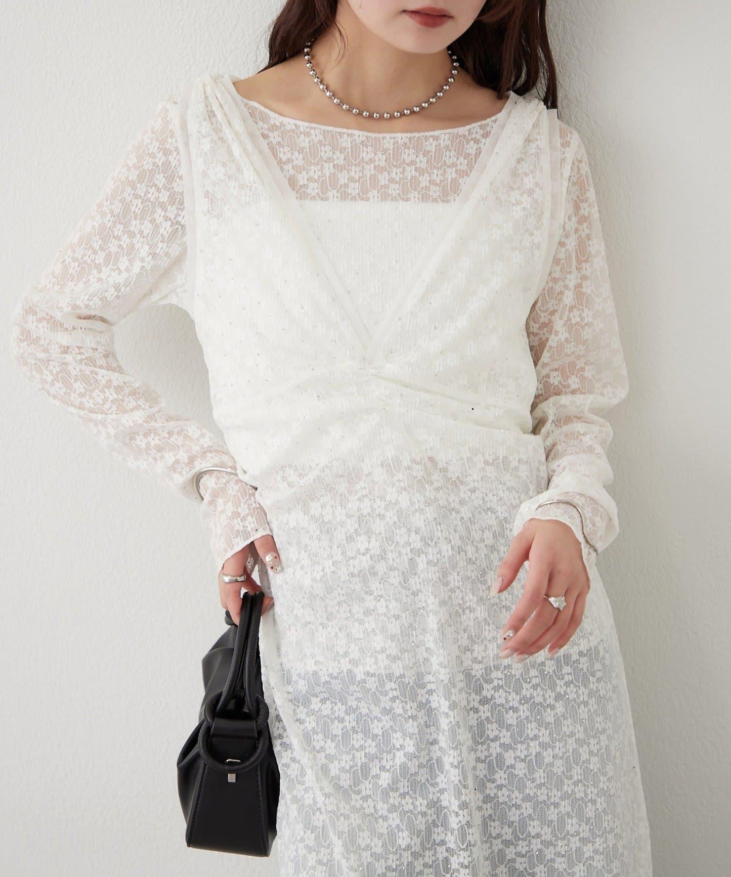 閃亮蕾絲吊帶連衣裙