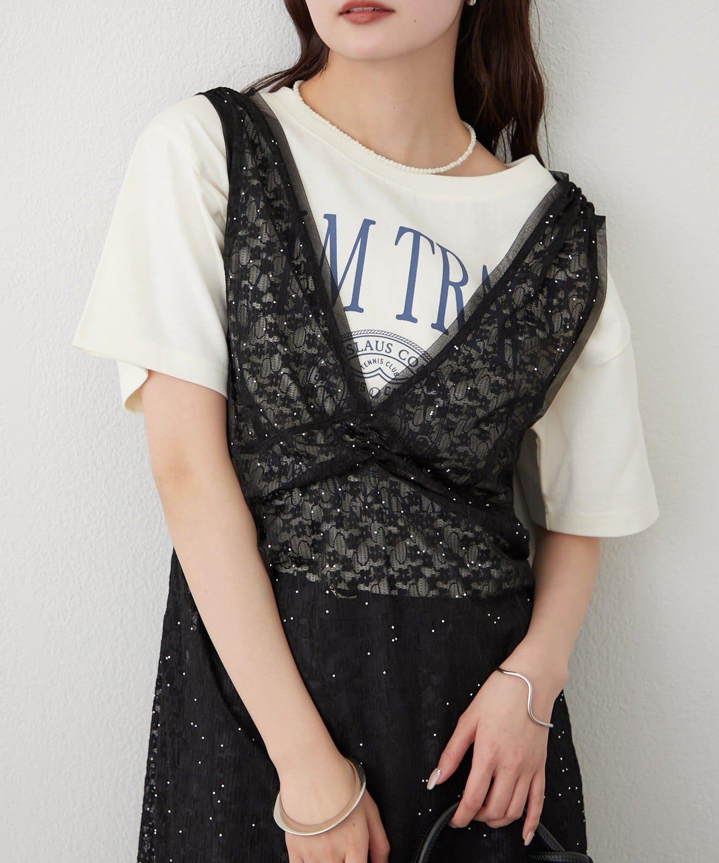 閃亮蕾絲吊帶連衣裙