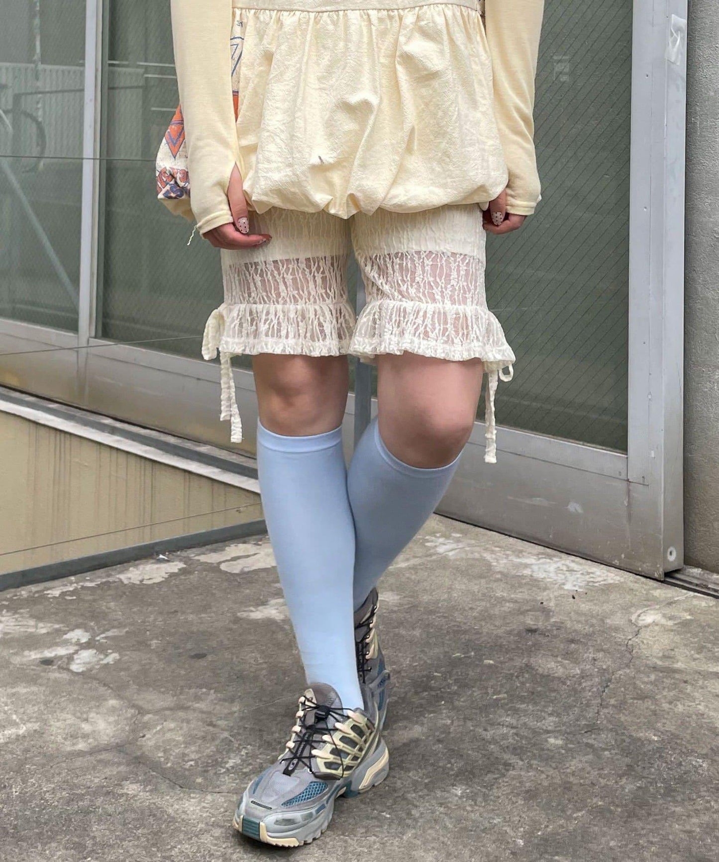 下襬荷葉邊蕾絲 騎行短褲