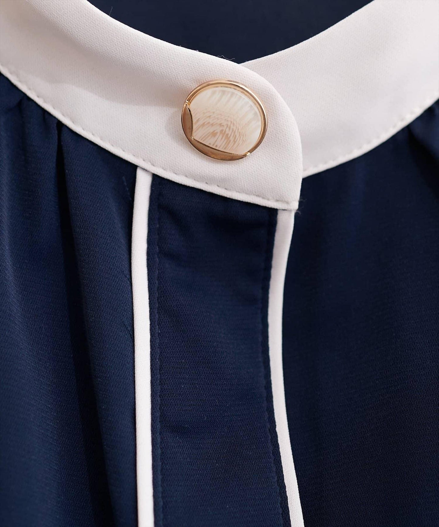 質感設計撞色紐扣襯衫