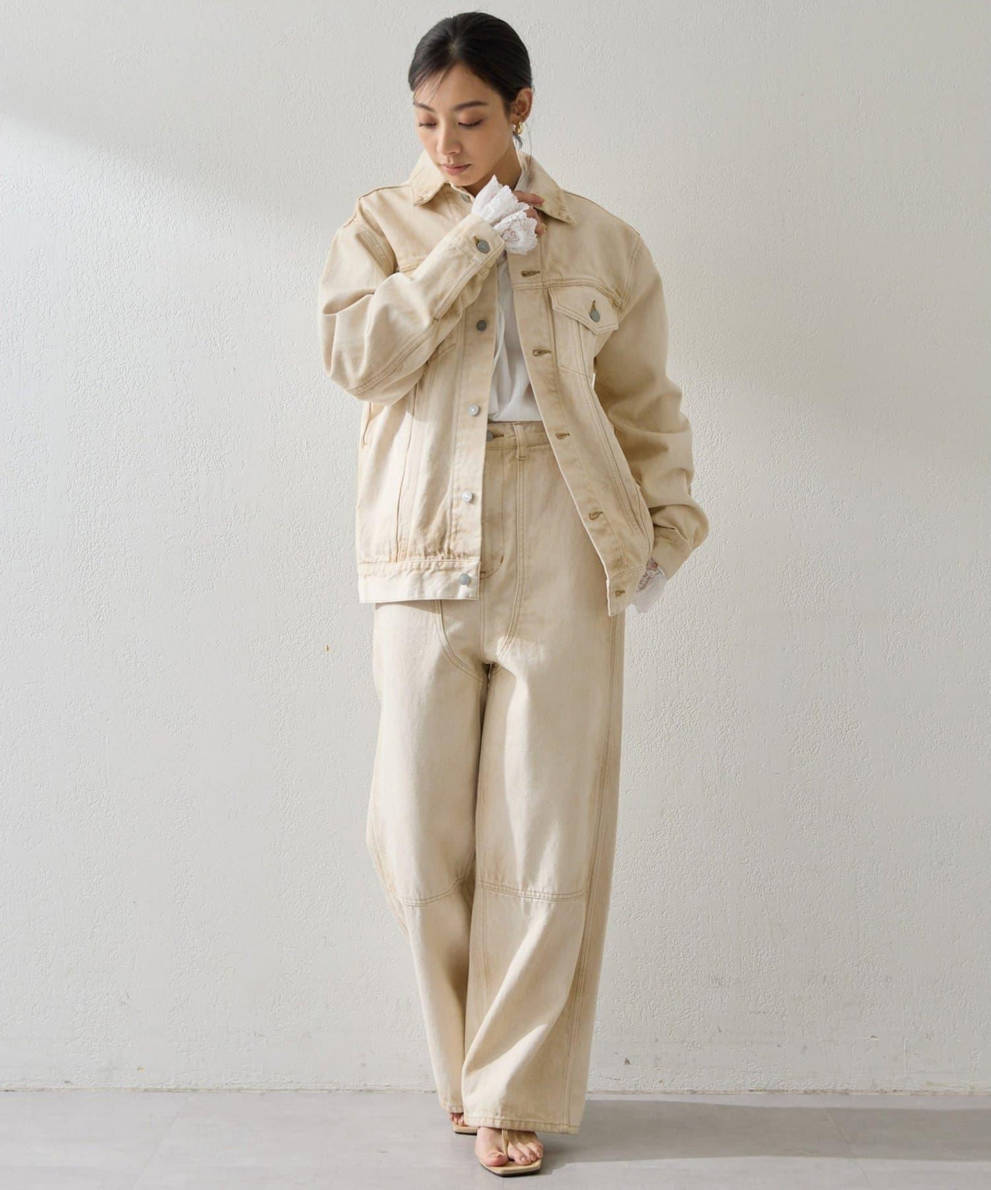 日曬褪色牛仔夾克