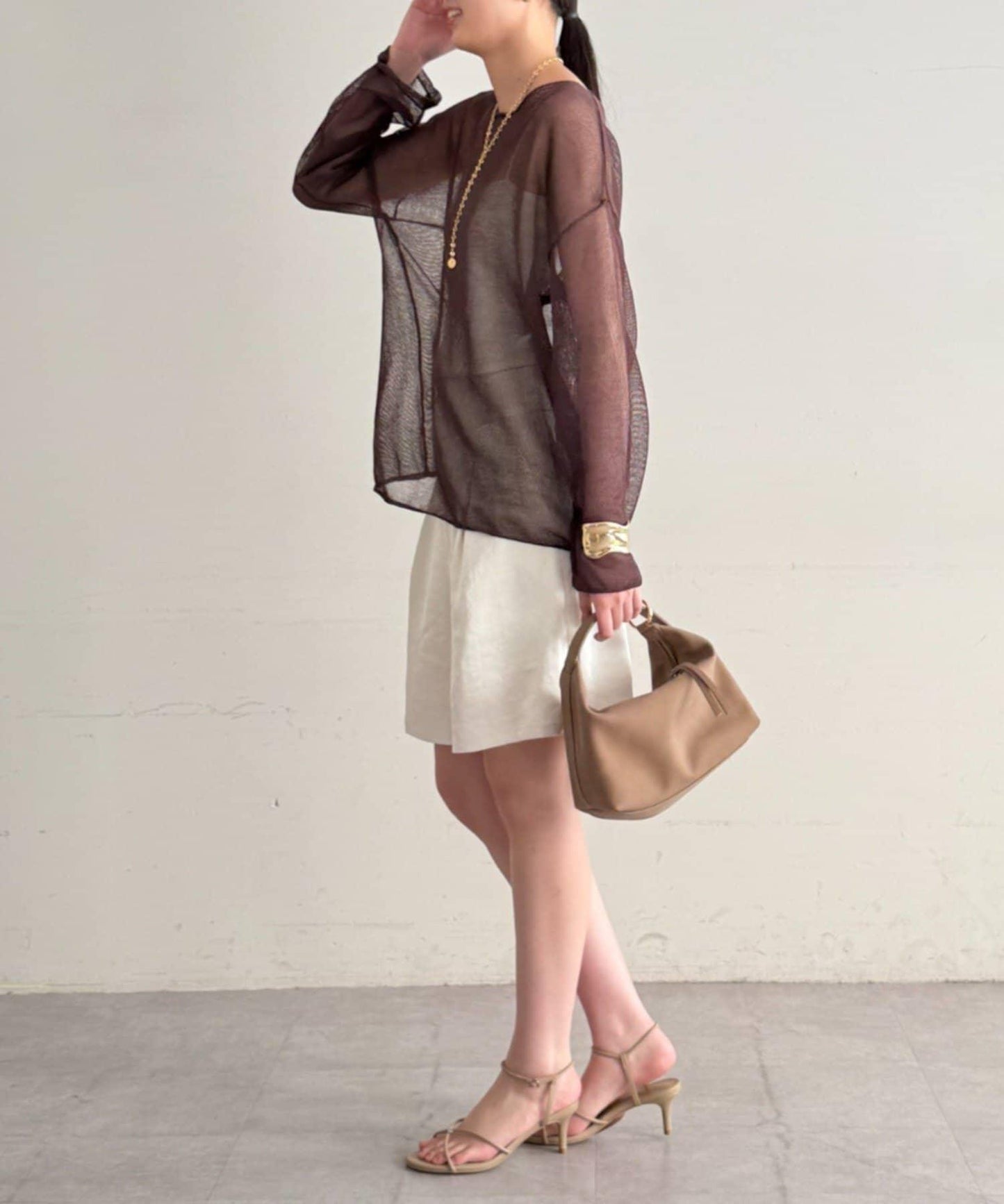 假麻寬鬆針織上衣