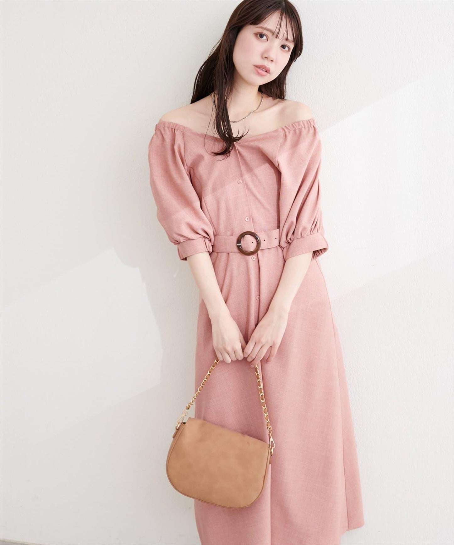 前排扣腰帶設計連衣裙