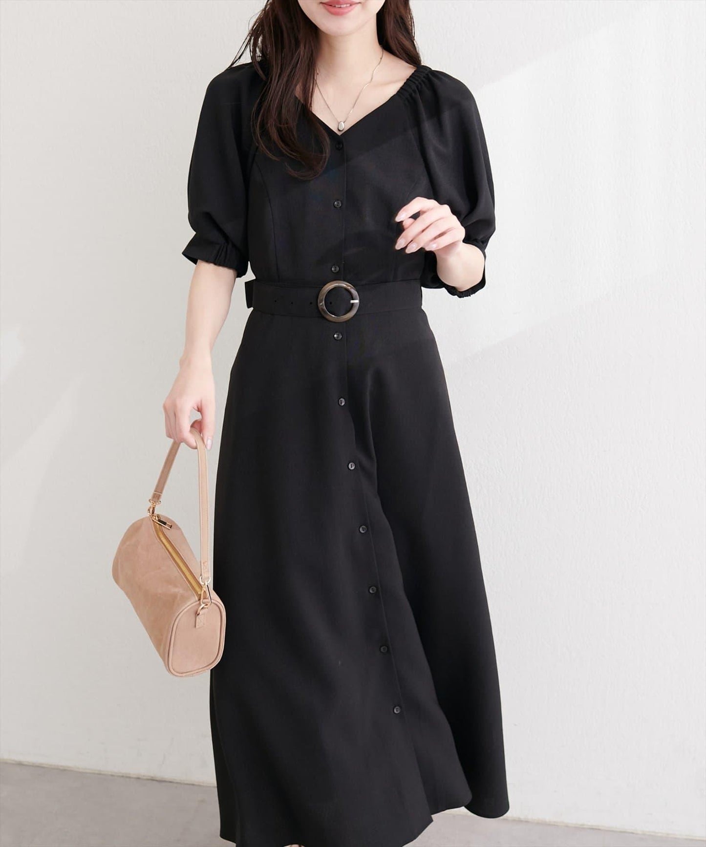 前排扣腰帶設計連衣裙