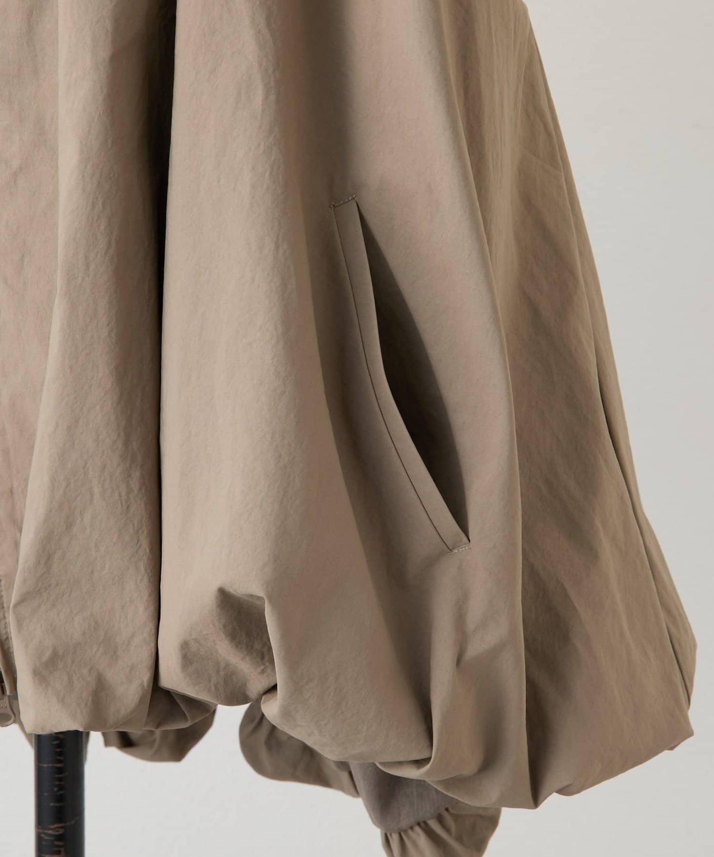 蓬鬆廓形 泡泡袖 短外套