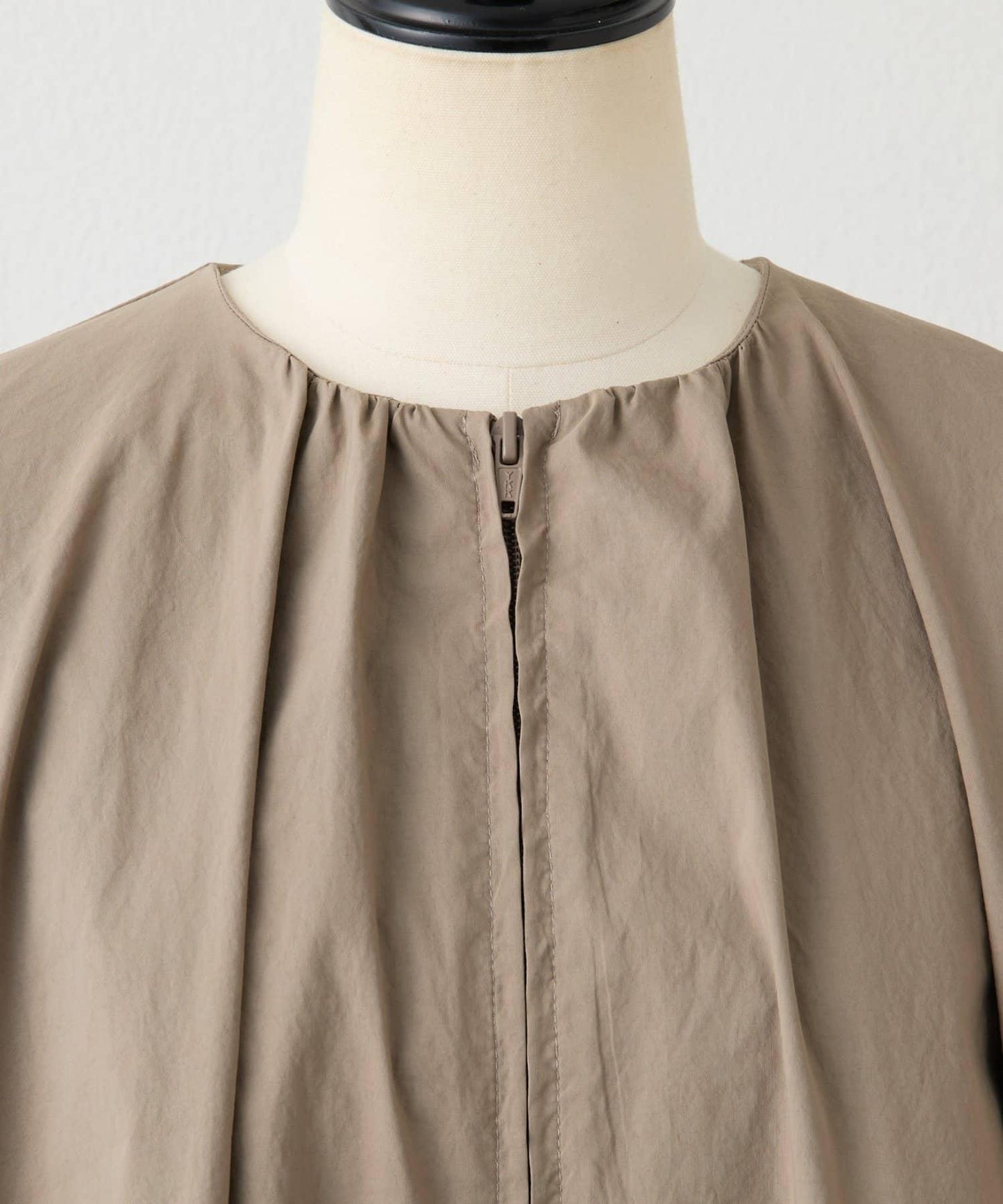 蓬鬆廓形 泡泡袖 短外套