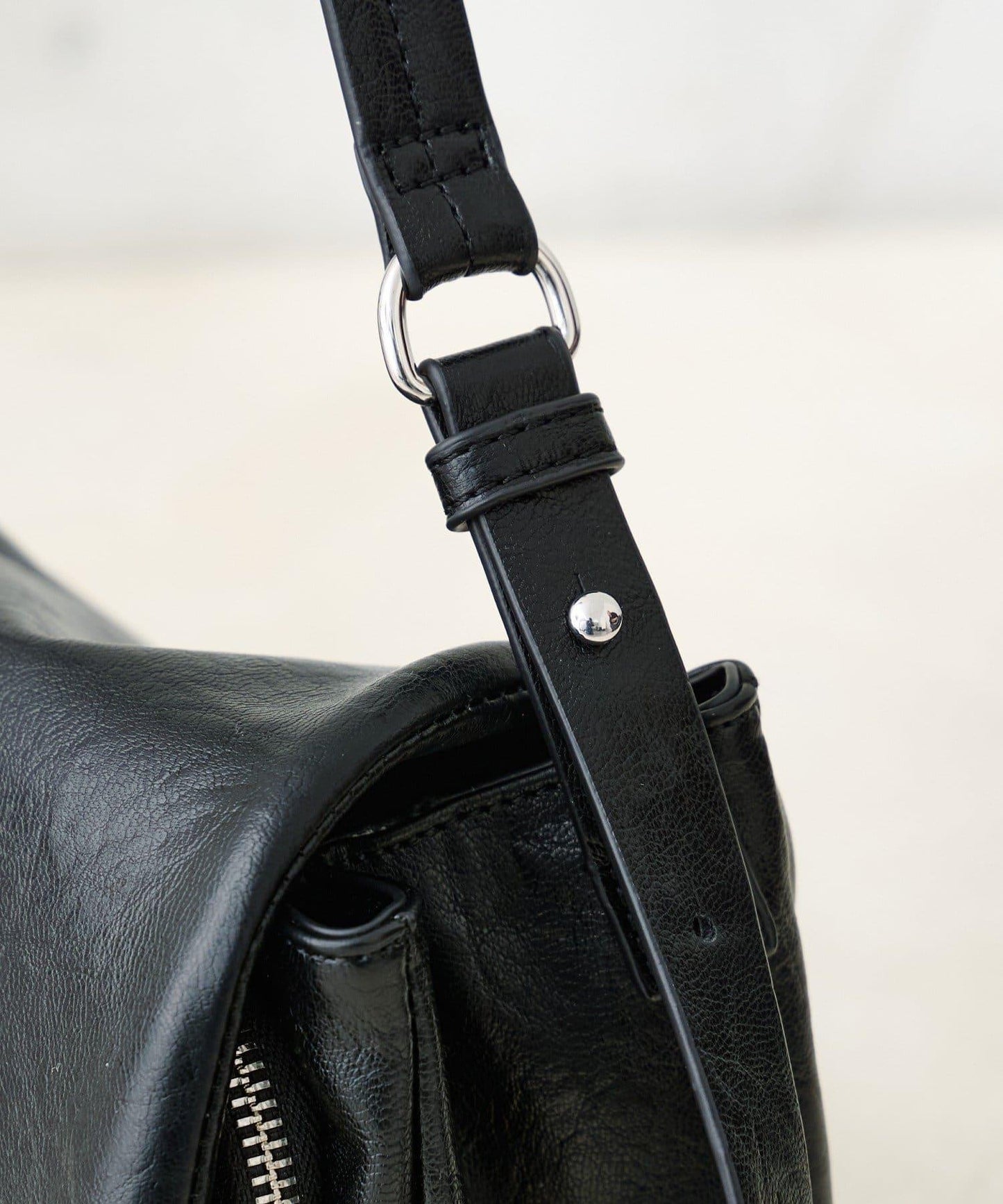 鉚釘裝飾 化妝包和單肩包