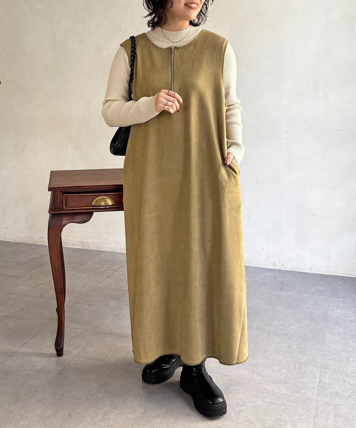 內搭套裝 仿麂皮 吊帶連衣裙