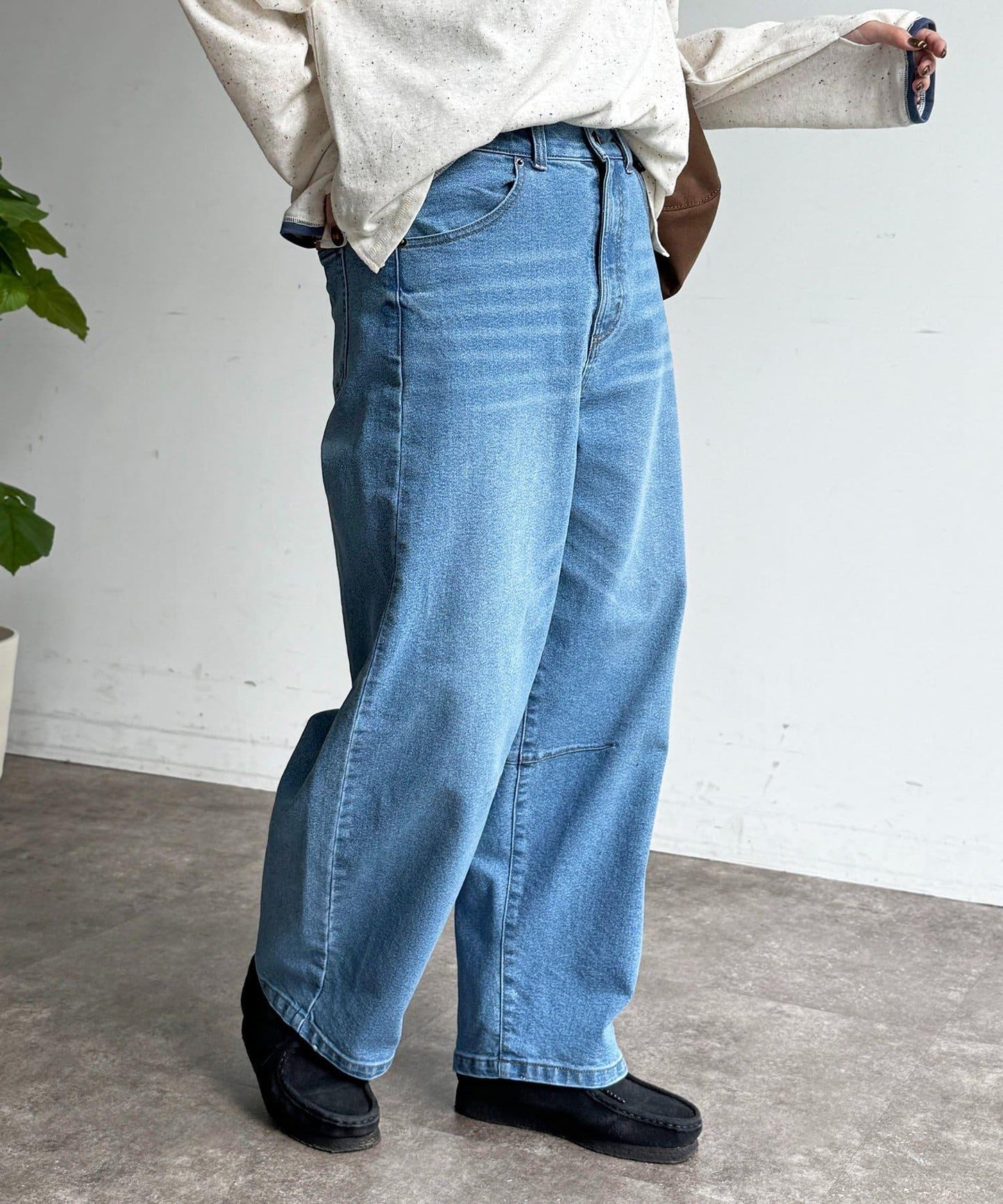 蕾絲拼接 彎刀 丹寧 牛仔褲