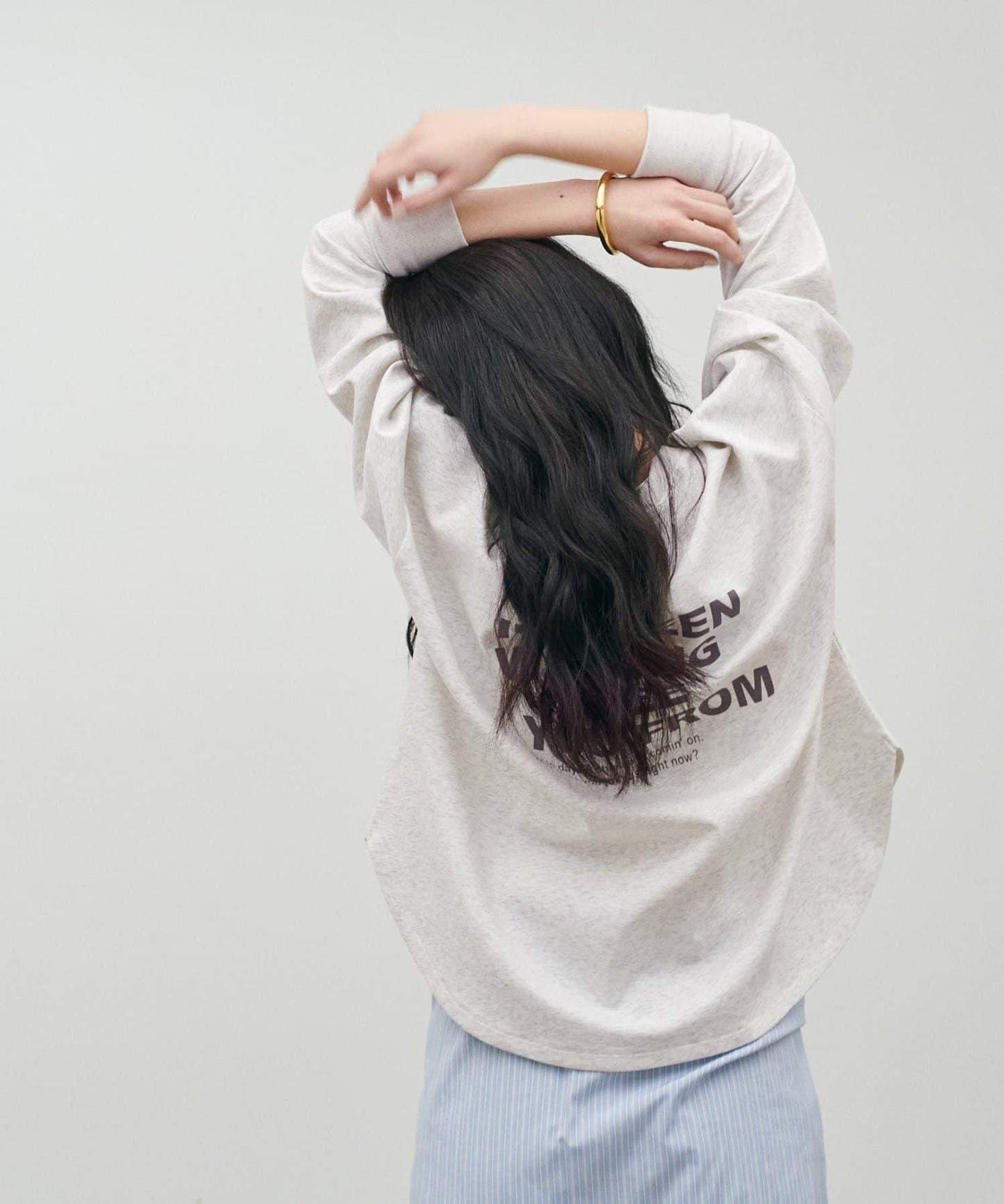 LARUTA 大LOGO設計 衛衣觸感 氣墊面料 套頭上衣