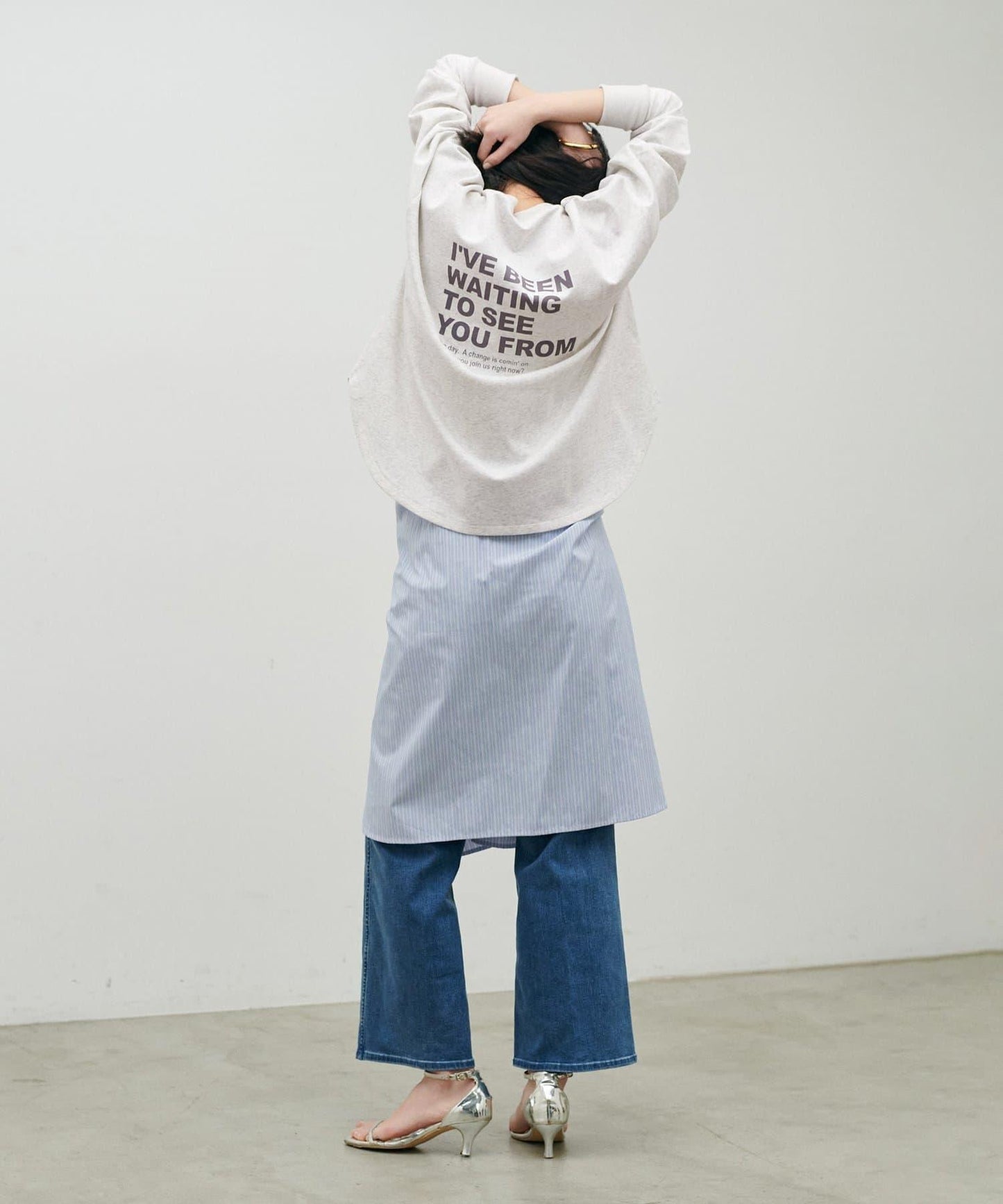 LARUTA 大LOGO設計 衛衣觸感 氣墊面料 套頭上衣