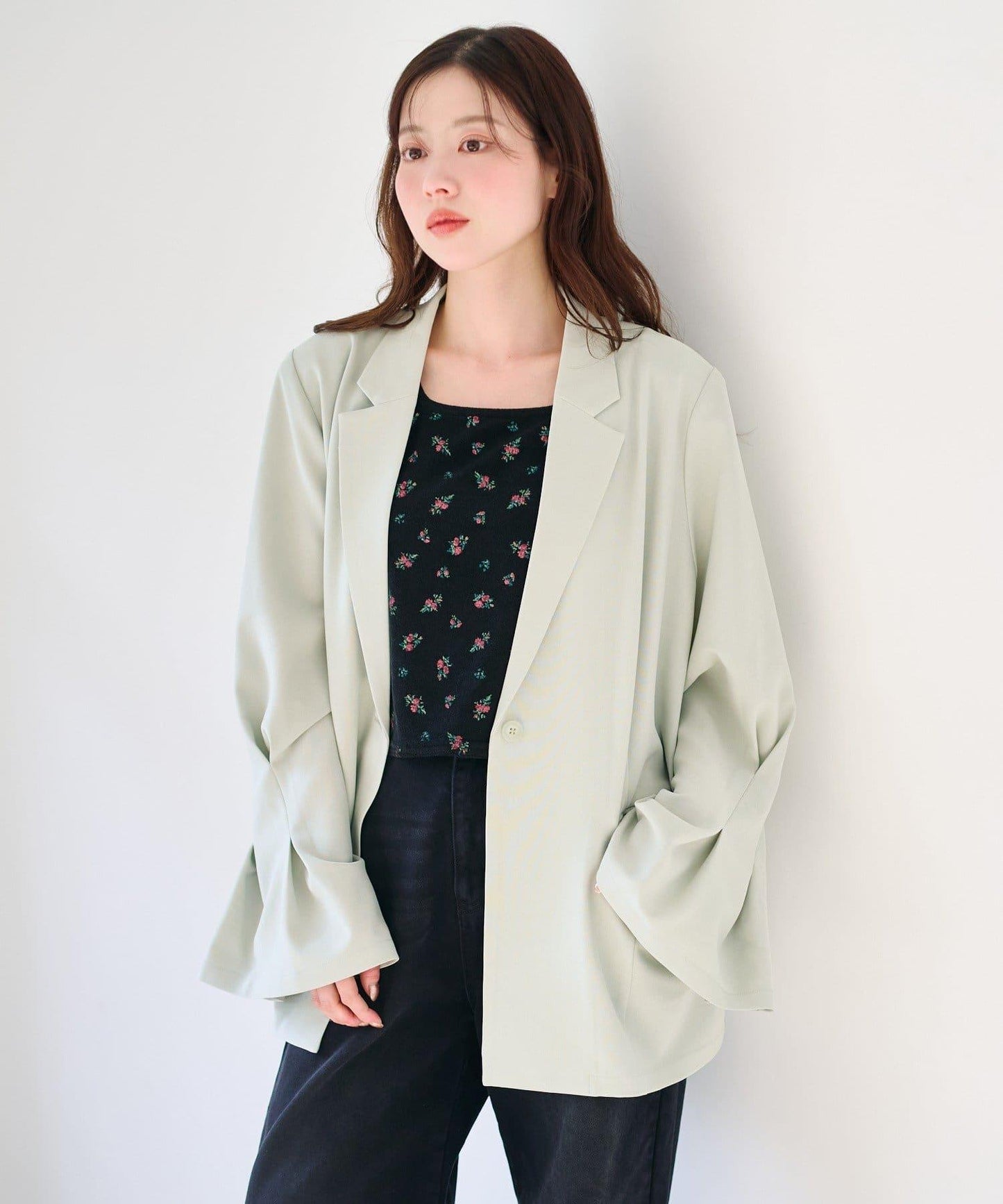 喇叭袖設計夾克