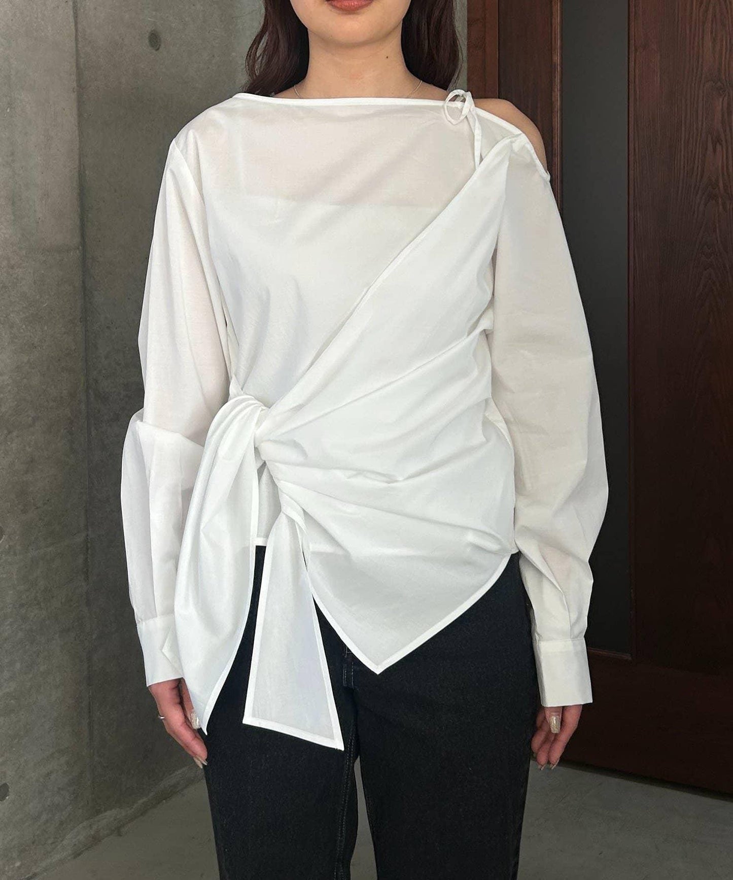 不對稱蝴蝶結設計襯衫