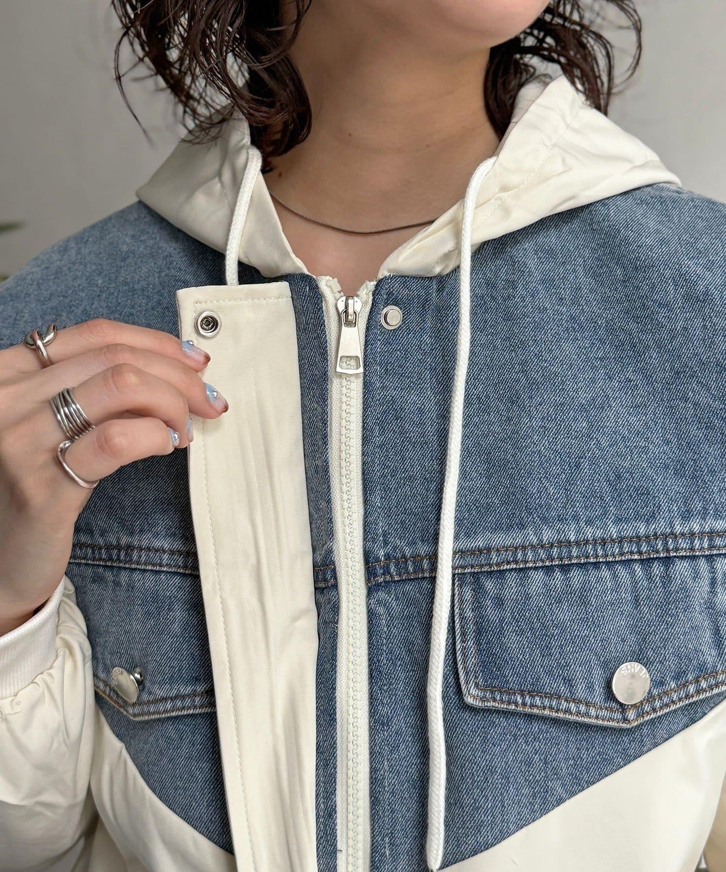 牛仔拼接連帽夾克