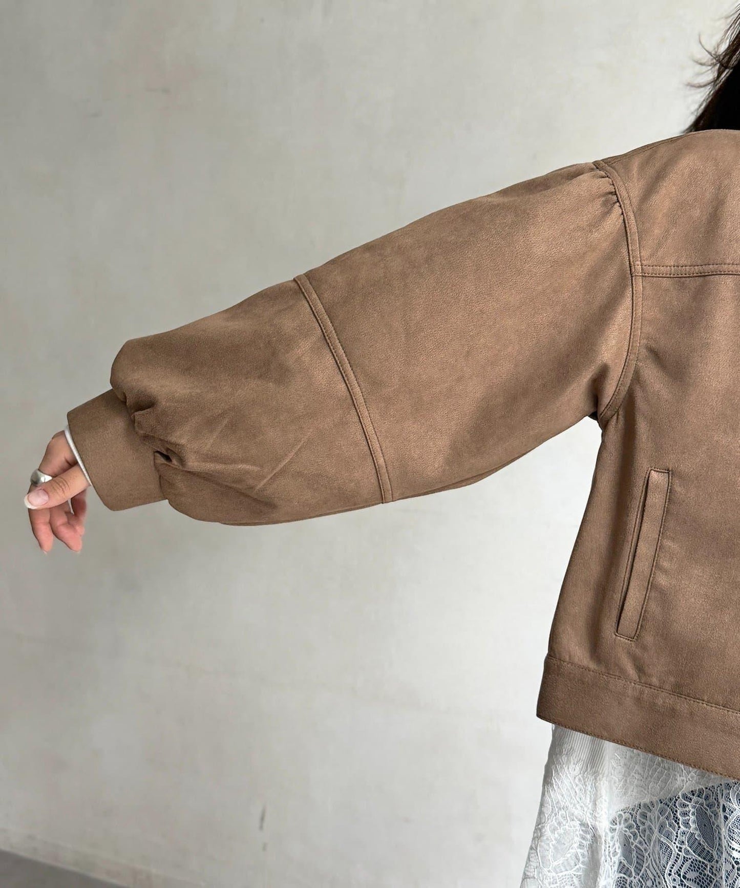 仿麂皮 袖部蓬鬆 外套