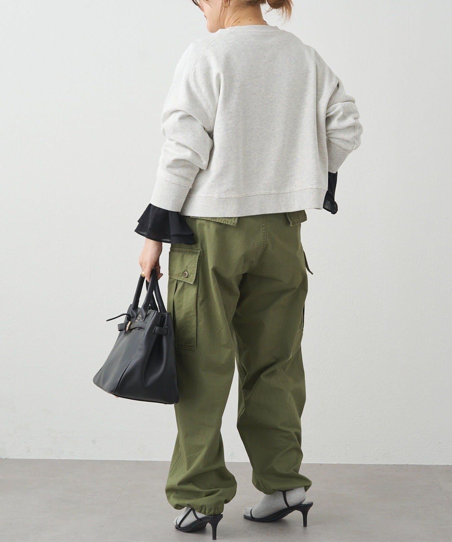 梭織喇叭袖口針織上衣