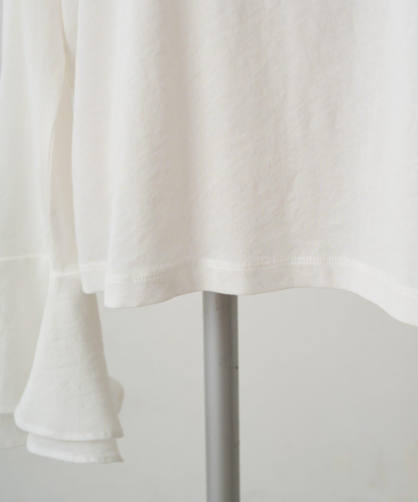 梭織喇叭袖口針織上衣