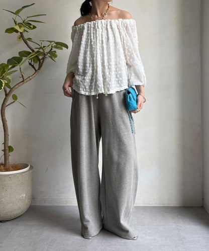 一字肩圓點提花襯衫