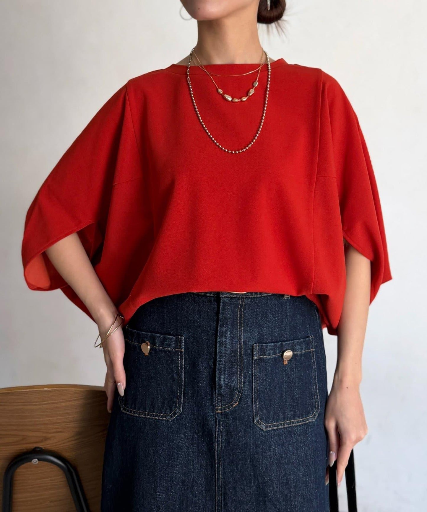 梨地面料闊袖套頭上衣