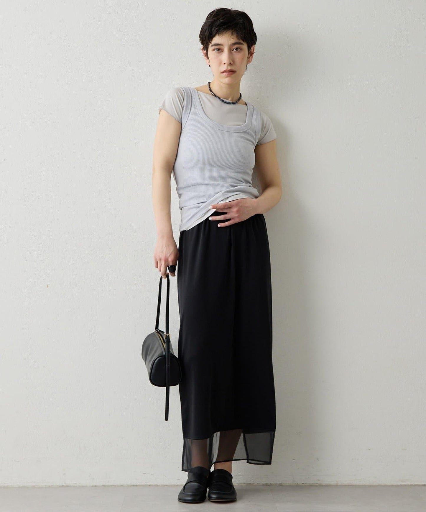 THE PAUSE 薄紗下襬包臀半身裙