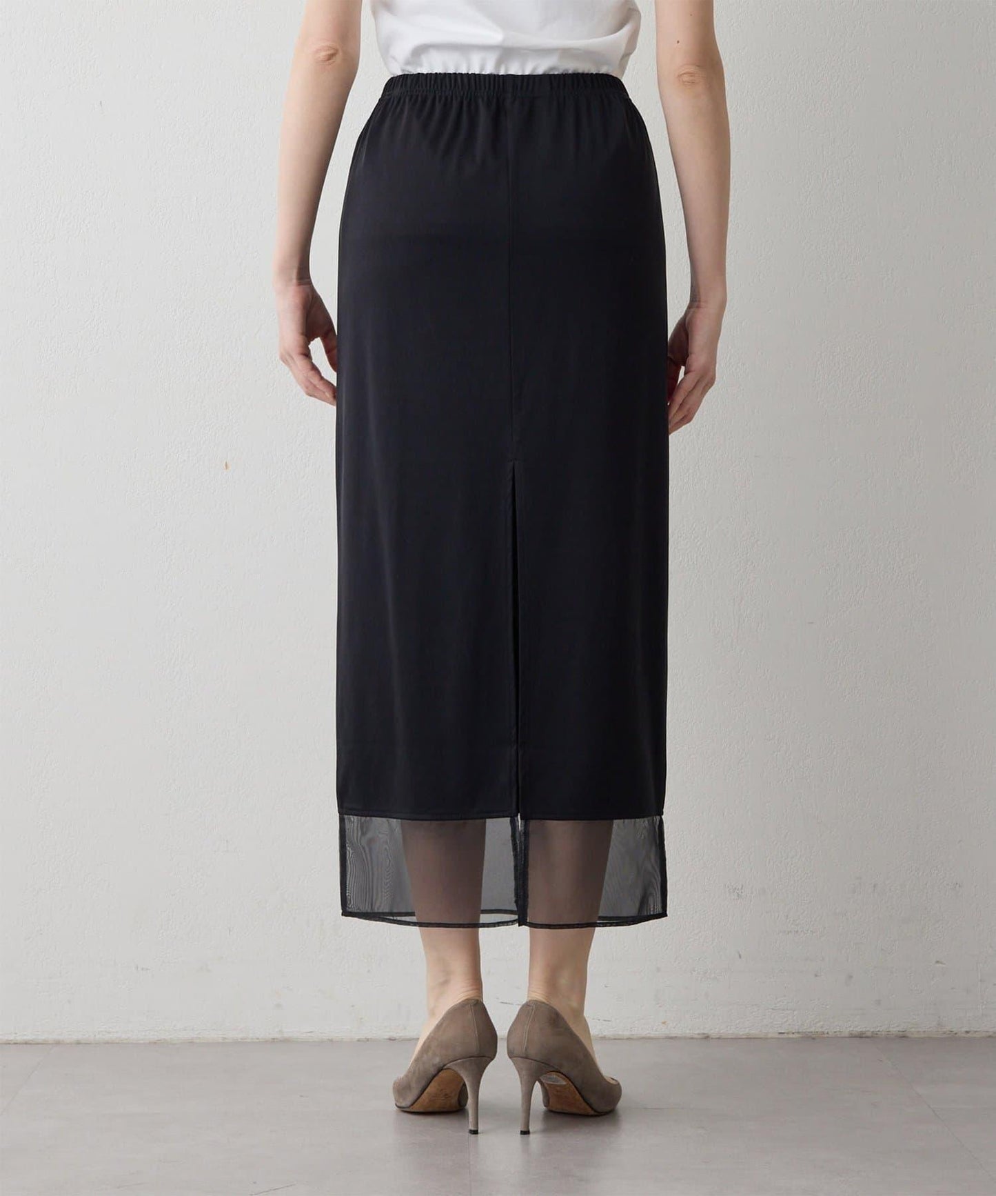 THE PAUSE 薄紗下襬包臀半身裙