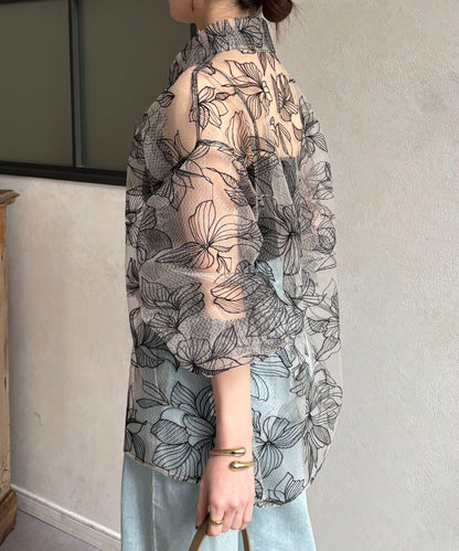 網紗花卉刺繡襯衫