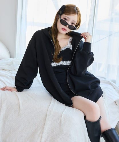 one after anoter 蕾絲連帽衛衣