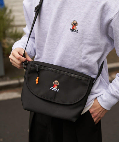 DOG 刺繡Logo翻蓋單肩包